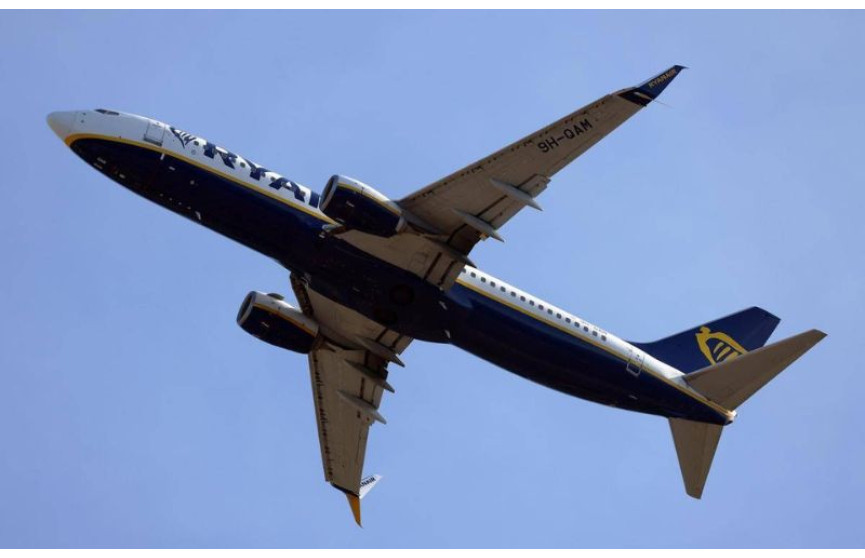 Volo Ryanair Alghero-Bologna: pesante ritardo per il volo FR754
